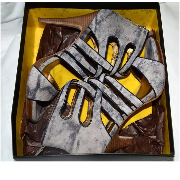 Cynthia Vincent Tie Dye August Gladiator Strappy Sandal - Picture 3 of 5